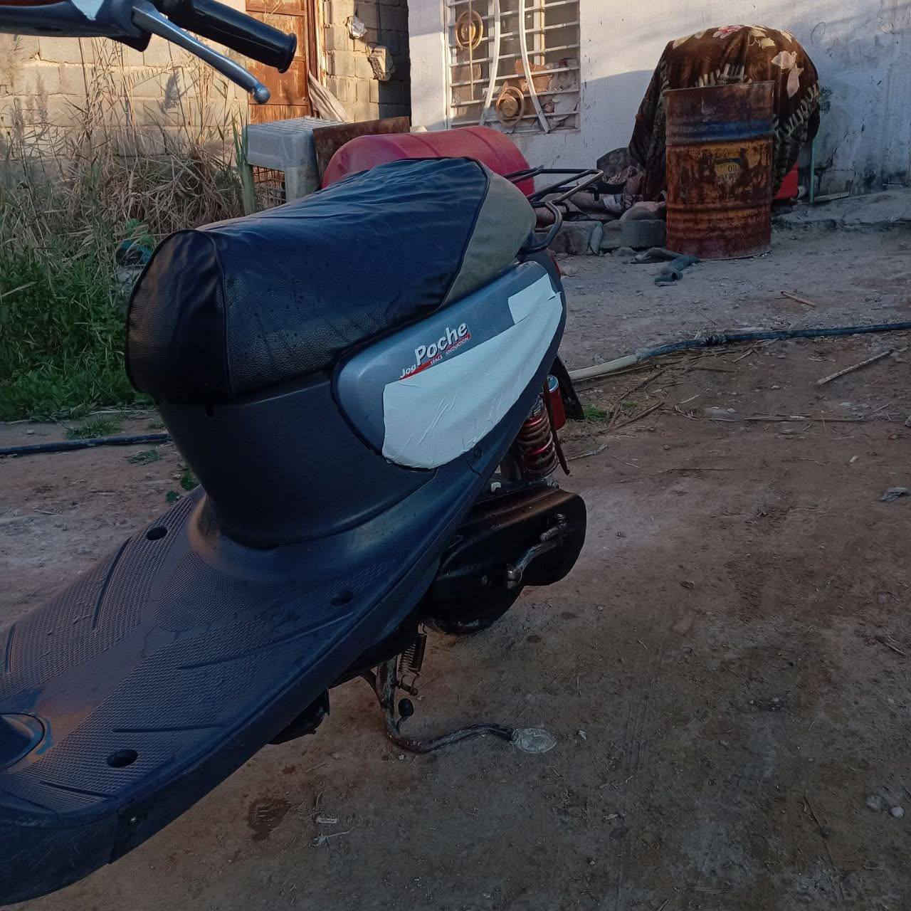 دراجه منغولي 2007 دراجه كامله نكره سلف شلعه معدل حلوه 350 وبيه مجال مكان حي الإمامين ***********
