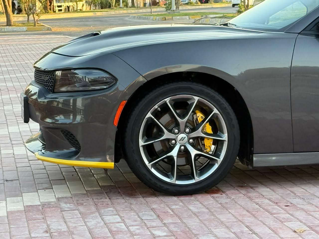 السلام عليكم
للبيع دوج جارجر GT موديل 23 مكينه 6 سلندر  3600 رقم بغداد مميز تحويل مباشر حادثهة ربع جاملغ فقط بجم مكفول دواخل مكفولات مواصفات شاشه جبيره كامره دواره كشنات تدفئه سماعات الباين تشغيل عن بعد حساسات خلفيه كشنات حظن ومعروفه بعد مواصفات الجيتي السياره بجمهة كبس ماملعوب بي والسياره مابيهة نقص نهائي للاستفسار *********** مكان السياره كربلاء السعر 235$ وبيهة مجال حك الجيه السياره حيل جديده وصبغ فقط الجاملغ الشراي يخابر وبالخدمه،
