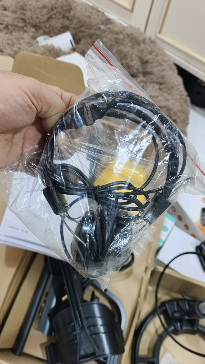 كاشف معادن قطعتين وثنينهم كبار مع الملحقات  واحد الكتروني واحد كيچ الشاشه مالته  خلو سعر وبالعافيه عليكم جديد مع ملحقاتهن.....


**إذا كنت صاحب هذا الإعلان وتريد حذفه لأي سبب، رجاءا أرسل رسالة إلى الدعم الفني**