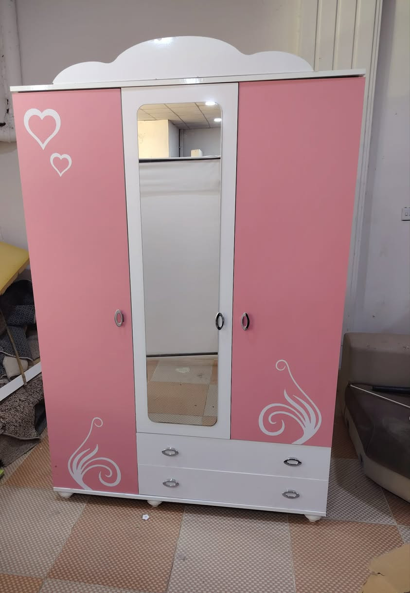 ژورى خه وى منال بئ دؤشه ك قياس سيسه م 155×80 قياس دؤلاب 2 مه تر × 135شًوين رانيه


**إذا كنت صاحب هذا الإعلان وتريد حذفه لأي سبب، رجاءا أرسل رسالة إلى الدعم الفني**