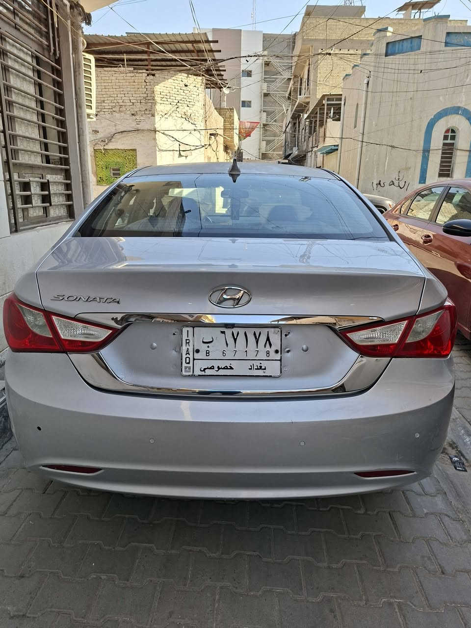 سلام عليكم سوناتا موديل ١٢ لاضربه لاكص لا تبديل لا صبغ سياره من كلشي كامله كير مكينه كلها جديد مكينه دوش تبريد ثلج تحويل مباشر حداد أمامي خلفي جديد سياره مال جناي السعر المطلوب ٩٤ بيها مجال بسيط مكان السياره بغداد رقم الهاتف ***********
