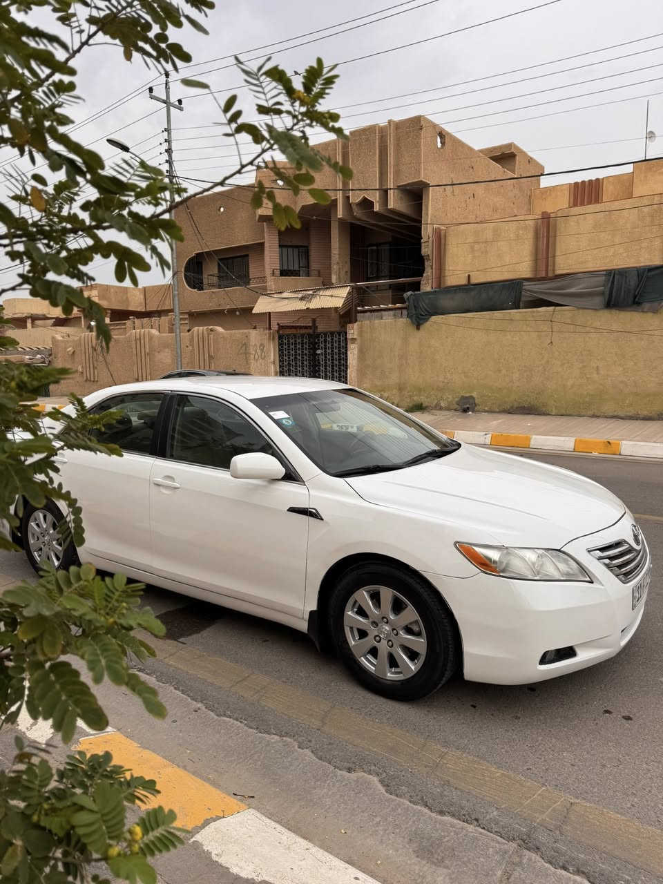 شبابنا الطيبين افتح الفيديو حتى تعرف كل تفاصيل السياره لانو أنتوا أصحاب طريق بعيد والنجاة في الصدق 
كامري  2009 أمريكي رقم بغداد إنكليزي الدولي الجديد هزه جديده حادثها جاملغ خلفي ايسر وبيها شخوط وصفار ونصبغت حزام جماليه فرن درجة أولى
تبريد جديد تخم تاير ادامه كامله أربعه سلندر المرغوب 2400نورلات فيت بم كلها جديد سياره كولش نظيفه بالعافيه على الي ياخذها كير ومكينه مبدلات جديد لاتبخير لاتنقيص وصل الضمان بيهم 
مكانها الفلوجة 

السعر100 

***********
***********
