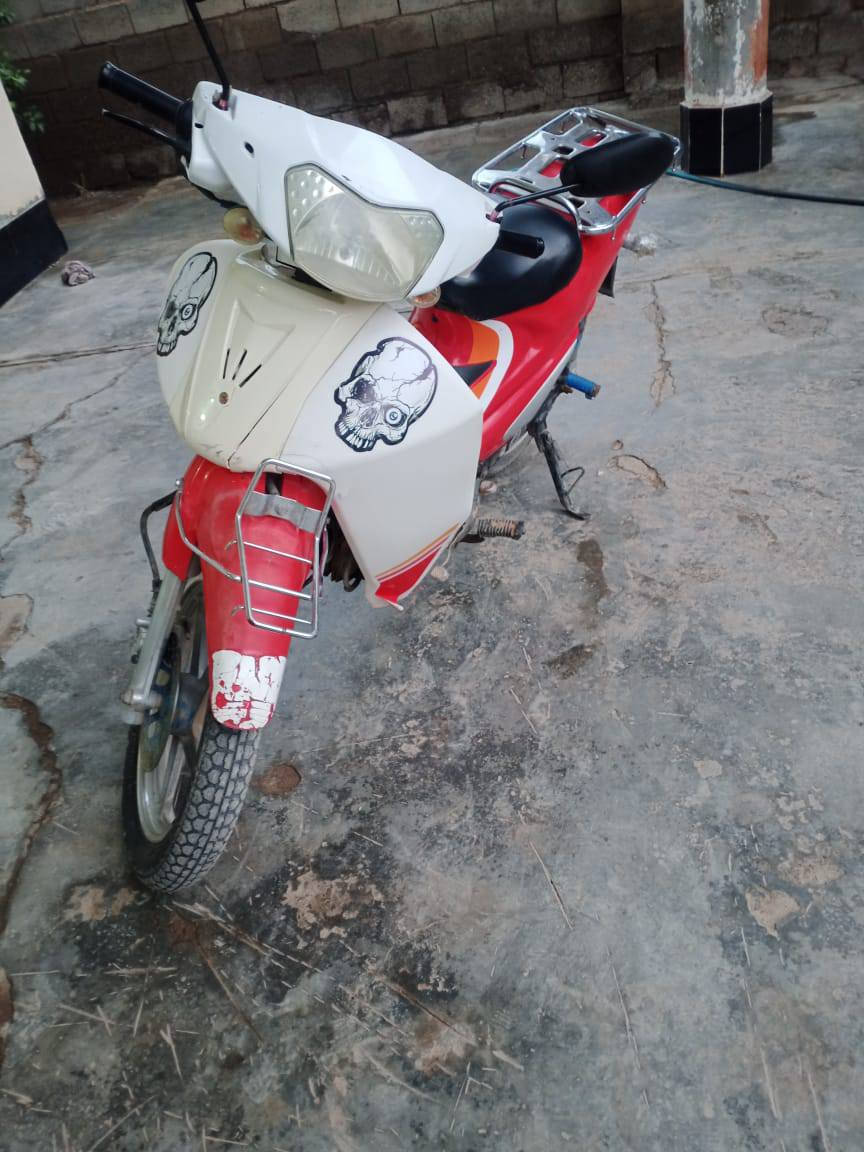 ماطور سرفيز للبيع كلشي مابي نضيف السعر خاص او لاتصال على الرقم التالي ***********
