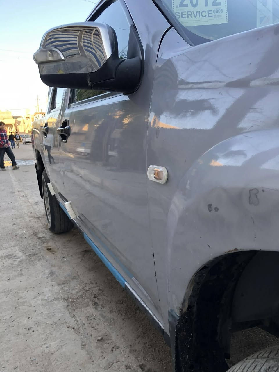 السلام عليكم بيكم جنبي موديل 2012 رقم ديالى مشروع وطني مكينة كير مكفولات سيارة عل بلاد مكفولة من ضربة والصبغ الخياس تبريد تدفئة شغالات كهربائيّات كلهة شغالة سيارة علا وضع الشركة مكاني بغداد البلديات للاتصال ***********
