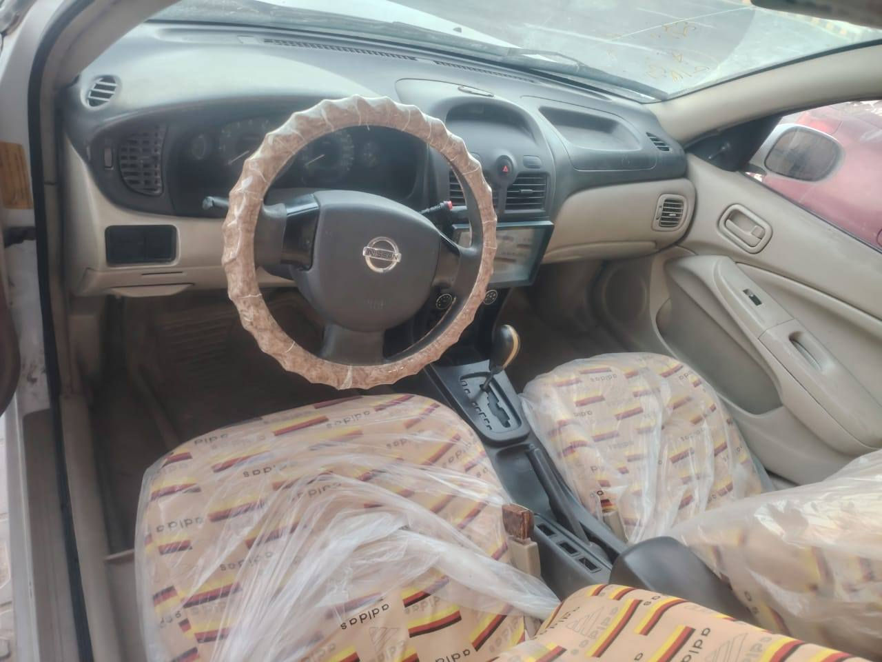 سلام عليكم السعر 38
نيسان سني مديل 10 أدوات بيه كصه جنطه سياره جديده وجاهزه مكان البصره ***********
