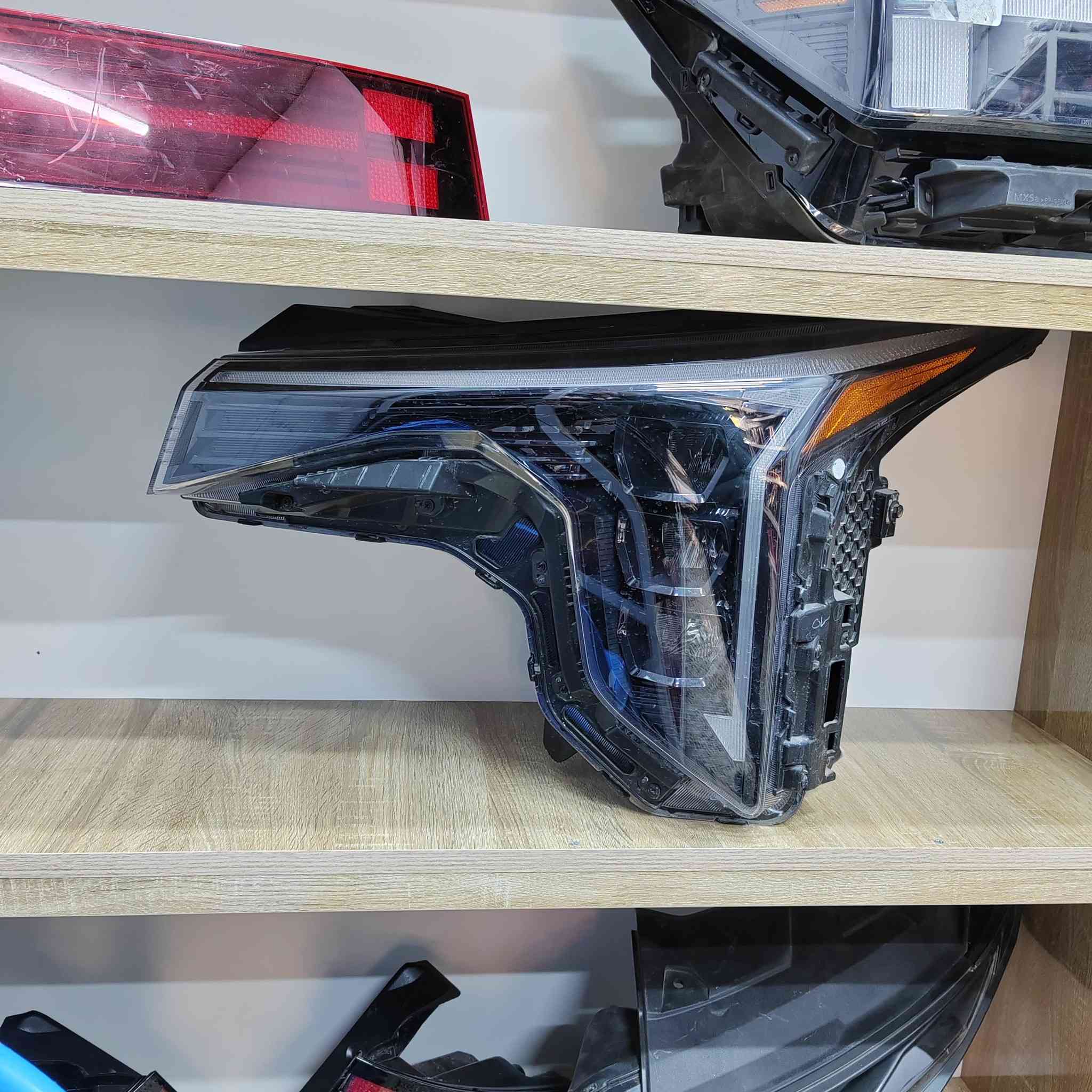 يتوفر لايت K4 أمريكي تفصيخ 🇺🇸
ويتوفر أيضا لايت #جديد 
     🚩/بغداد سوق بغداد مقابل وزارة الصناعة والمعادن
         🚩/بغداد جديده الأمين الثانيه
       ***********
                            ***********
            ***********
