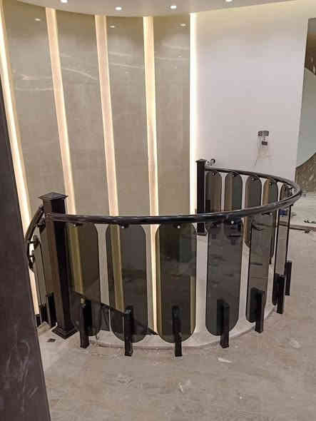 محجرات المنيوم تركي بضمان فعلي
تخفيضات اللاسعار وعروض خاصة  ✨

سعر المتر الدائري ( 35.000 الف ) 💥
      ( ملاحظه) جميع الالوان ) 🌈⚡️
ضمان فعلي/ 5 سنوات ⚡️كرسته وعمل ونقل🏡
سعر الدنكه العاديه ( 35,000 الف ) 🇹🇷
سعر الدنكه المربع (65,000 الف ) 🇹🇷
سعر الدنكه الكرستال( 150 الف ) 🇹🇷
سعر الرمانه الديكور (3000دينار ) 🇹🇷
 

  ( ملاحظه ) تتاكد من نوع المقطع والكيج اذا مو نفس المواصفات المذكوره يرجع الكادر. 📴

محجر المنيوم تركي ( مربع ) 🇹🇷
سعر المتر (60,000 الف ) الالوان الاسود والشمباني⚫️

محجر جام( cnc ) تركي 🇹🇷 
 جام 10 ملم مقسئ 
سعر المتر (,65,000الف ) 🪞💢
ضمان / 5 سنوات 💯

ملاحظة) اذا عندك درج تريد تسويله محجر وتريد تعرف شكد يكلف 💵بس صور الدرج مقطع فيديو 📸أرسله على الصفحه او على الواتساب ونحسبلك التكلفه بالزايد شكد يكلف ونرسلك الصور والموديلات 🎞️
#خليك_بالبيت 🏠 احنا نجيك 
الاسعار تشمل جميع المحافضات 🌏
 ( العنوان) بغداد الأمين الثانيه
مستعدون لتنفيذ كافه اعمال المحجرات للشركات والدوائر الحكوميه والاهليه وباسعار تنافسيه وكوادر ذو خبره 

لايك للصفحة👍 ليصلكم كل ماهو جديد 🆕
للتواصل ارسال رساله او الاتصال بنا  ☎️ 

( واتساب )***********✅✅

( ومن الله التوفيق )
