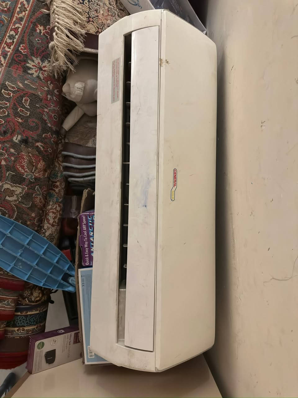 السلام عليكم
قطعتين سبلت شغالات واحد طن
اليورك يحتاج صيانة بسيطة كمبريسر شغال
والجنرال كامل مكمل مكاني بغداد
***********
