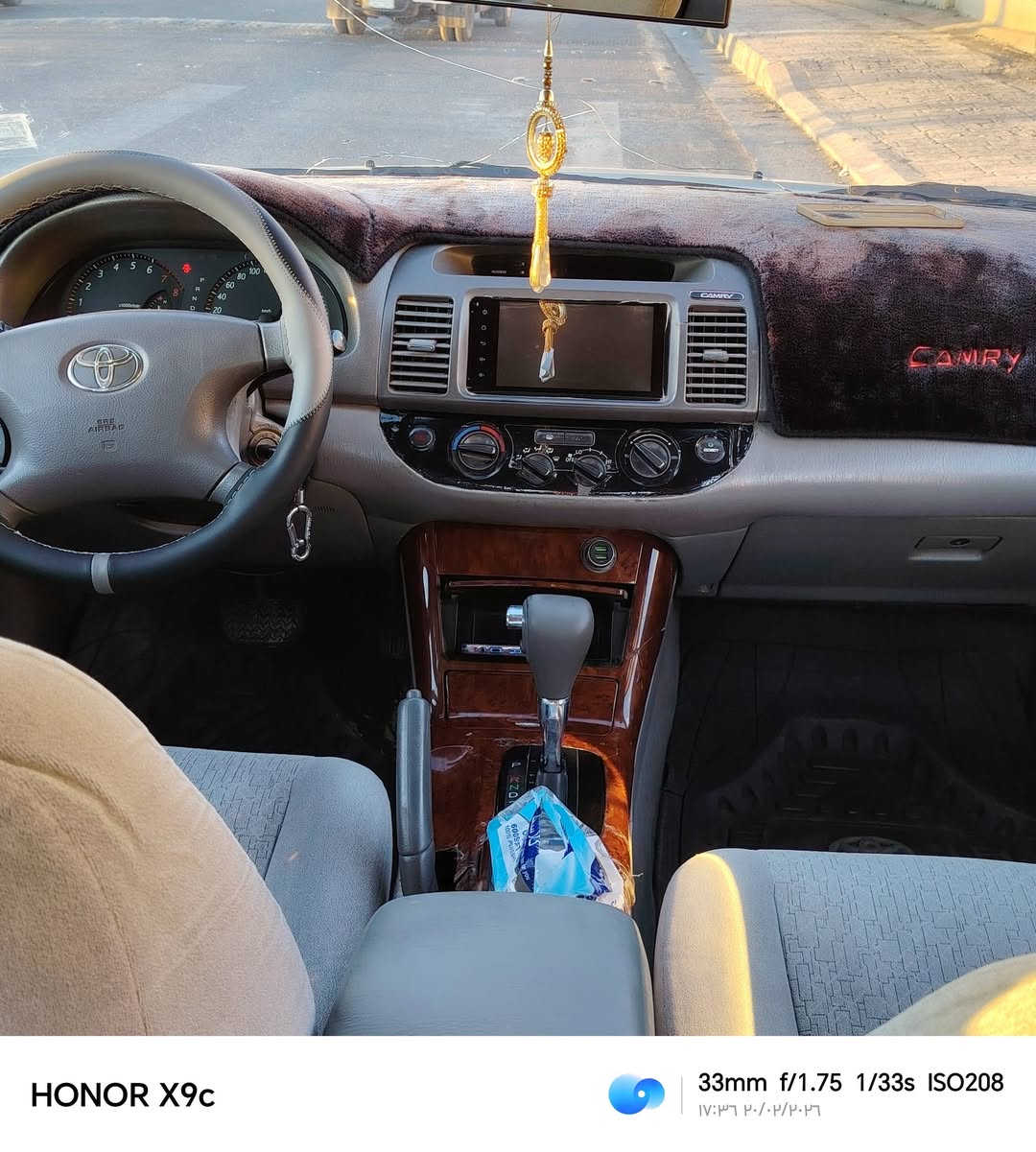 سلام عليكم ورحمة الله وبركاتة للبيع كامري الفين وستة فول فيه  GLI حجم المكينة ثنين ونصف   ضرر السيارة فقط جاملق خلفي فقط  مكان  السيارة فلوجة  لتواصل ***********
