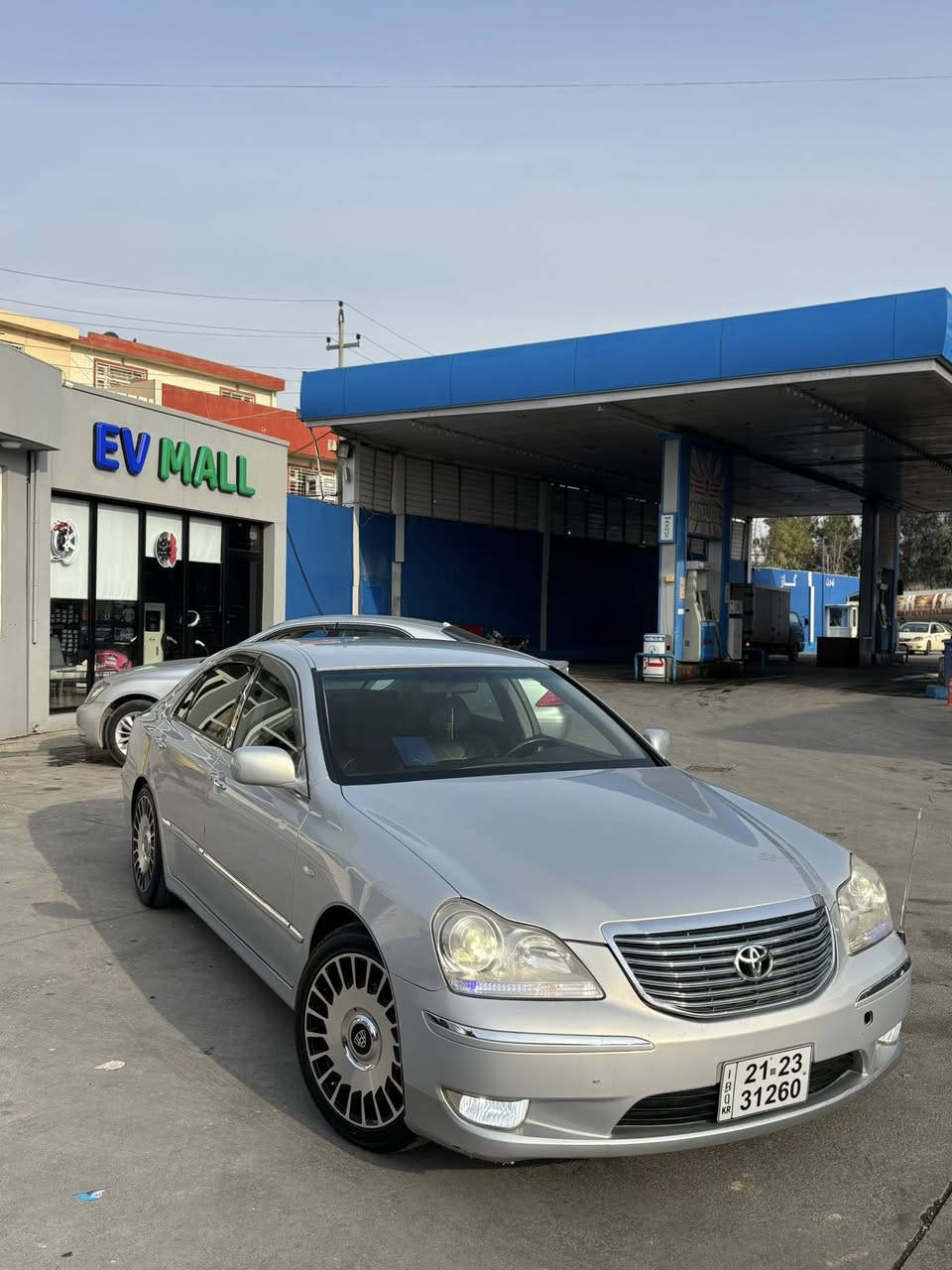 ماجیستا ٢٠٠٥ موس
فول مواسەفات
٣ پەردە 
سەلاجە 
مەرکەزی
جلد و هیتەر 
فولە بەس سلایت نیە
ئالیری بیلاد
١ پارچەی بویاخە
بەس سنوق
گیرو مەکینە کارەبای بەشەرت
Abs بیلاد
شوین سلیمانی
٥٥$
***********
