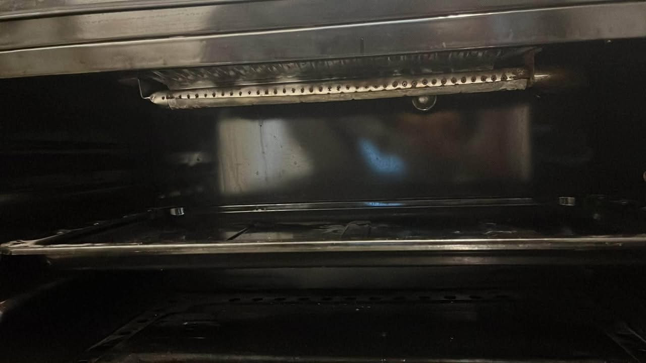 السلام عليكم عندي هذا طباخ للبيع اغيد 125بينو مجال


**إذا كنت صاحب هذا الإعلان وتريد حذفه لأي سبب، رجاءا أرسل رسالة إلى الدعم الفني**