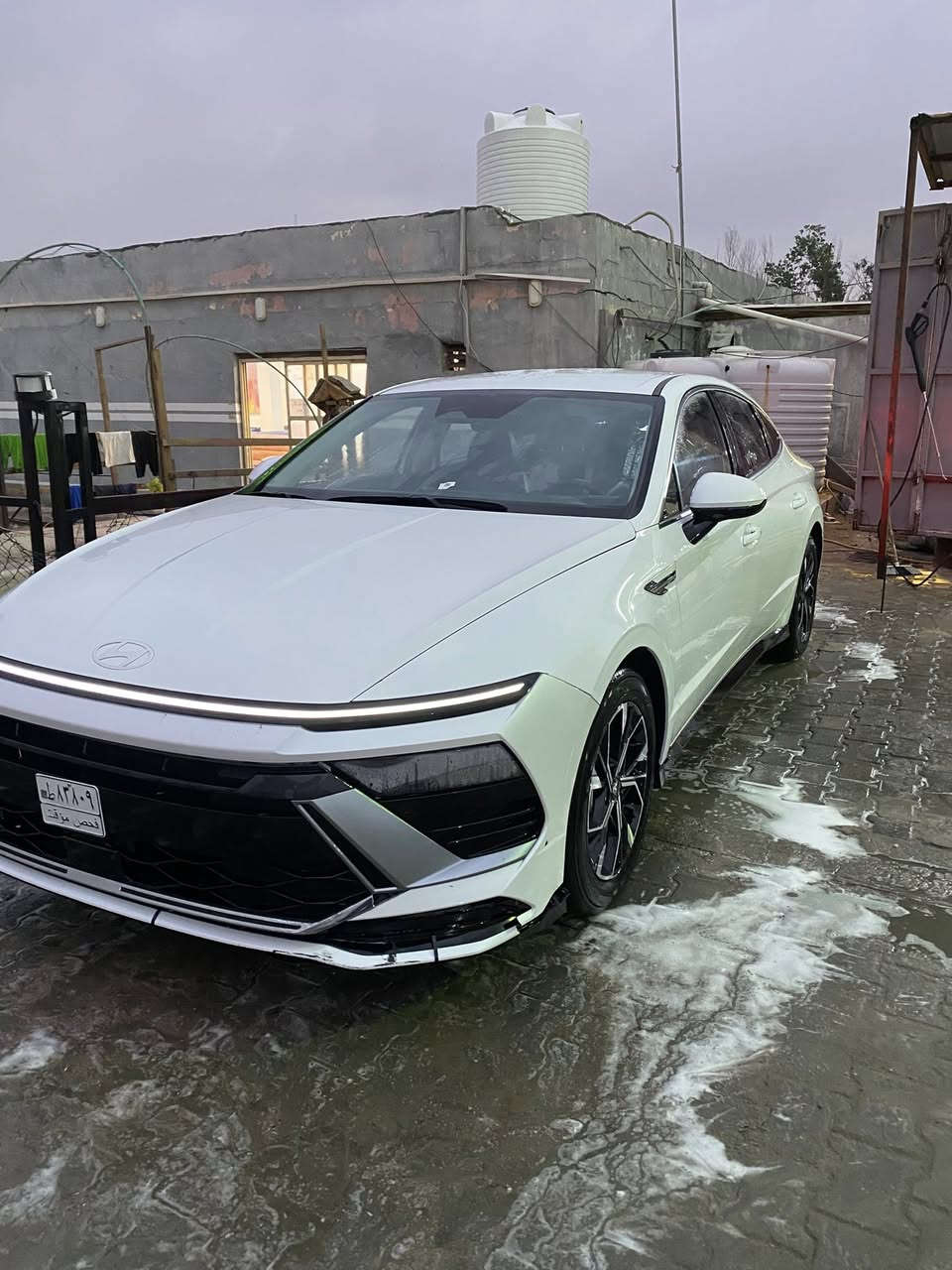 السلام عليكم سوناتا 25 وارد كوري ماشيه 6000 بعدها زيرو قماره مابيه زروف يعني موو تكسي كوري اصلي موو تجميع السياره مزوعه مواصفات بدون رقم السعر 190 الشراي يتصل وخادمك *********** مكان السياره بصره
