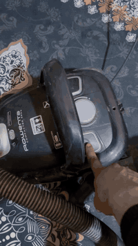 مكنسه كهربائيه للبيع مكاني بصره لقبله متواجد وتساب رقمي ***********
