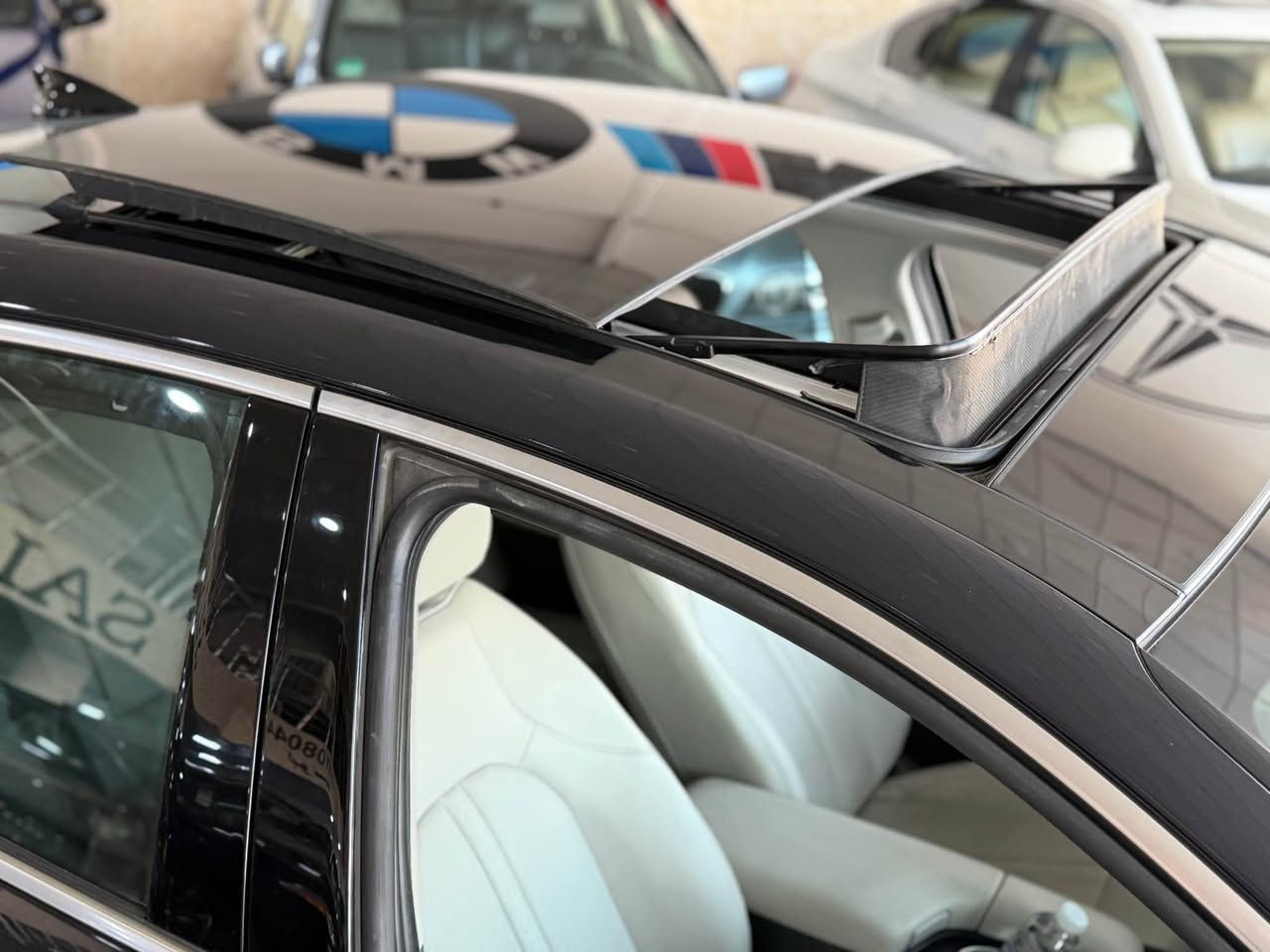 2025 HYUNDAI SONATA, 
HYBRID LIMITED
فول فول هايبرد
بانوراما شاشه . ٨ كاميره ٣٦٠
١٨سماعات boss
٣مود يكو نورمال سبورت
كوشنات خزن و هئر و تبريد 
يعنى فوووووووووووووووول
سياره بدون ضرر بدون صبخ فقط نص بولند تعديل
مكان سياره دهوك
سعر ٢١٥ورقه ومجال   
***********☎️ دهوك, العراق
