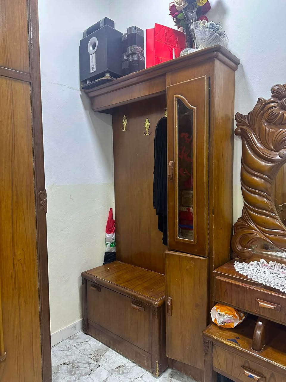 السلام عليكم
غرفة نوم للبيع 
خشب صاج عراقي 
نضيفه وبسعر مناسب 
للاستفسار والتواصل عبر الرقم ***********
