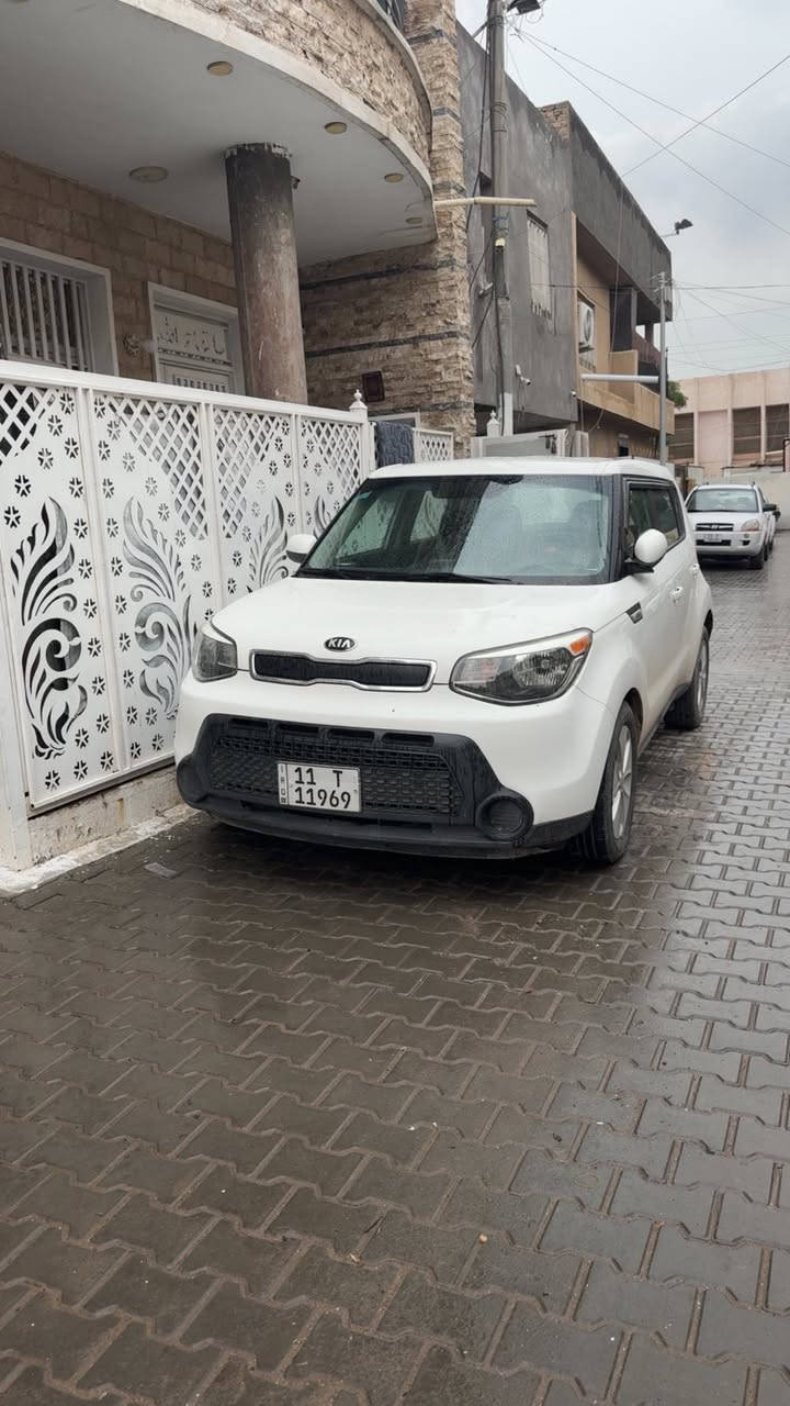 كيا صول للبيع ٢٠١٦ ماشيه35 حقيقي حادثها هذا البسيط بسمي سنويه ورقم جديد محرك ١٦٠٠ العنوان بغداد قرب جامع النداء السعر 125 ورقه ***********
