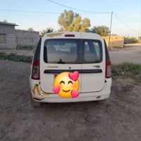 رينو فرنسي ٧راكب موديل٢٠١٠ رقمهة واسط أجرة السيارة باسمي  لونهة ابيض م...