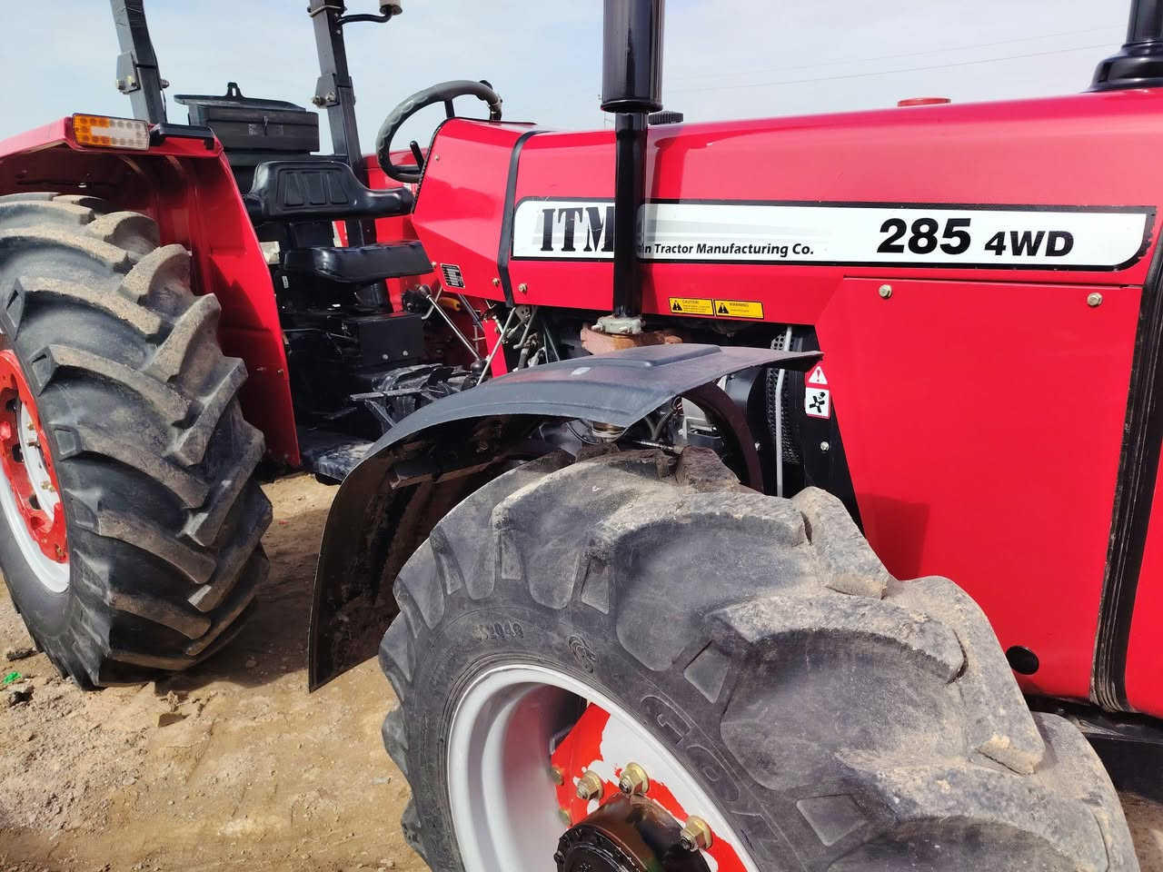 السلام عليكم تركتر ايراني  موديل 2025
 بسمي رقم وسنويه سليمانيه لل30  تريد تحويل تريد وكاله  ما مفتوح بيهه برغي عنوان كركوك
***********
***********
