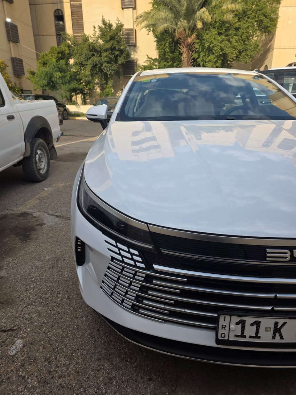 السلام عليكم 
بي واي دي دستروير 
المواصفات المعروفة فول 
ماشية ٢٧١٤ كيلو 
كفالة عامة ع الفحص
السعر ١٩.٥٠٠
مكان السيارة 
المنصور الداوودي 
***********
