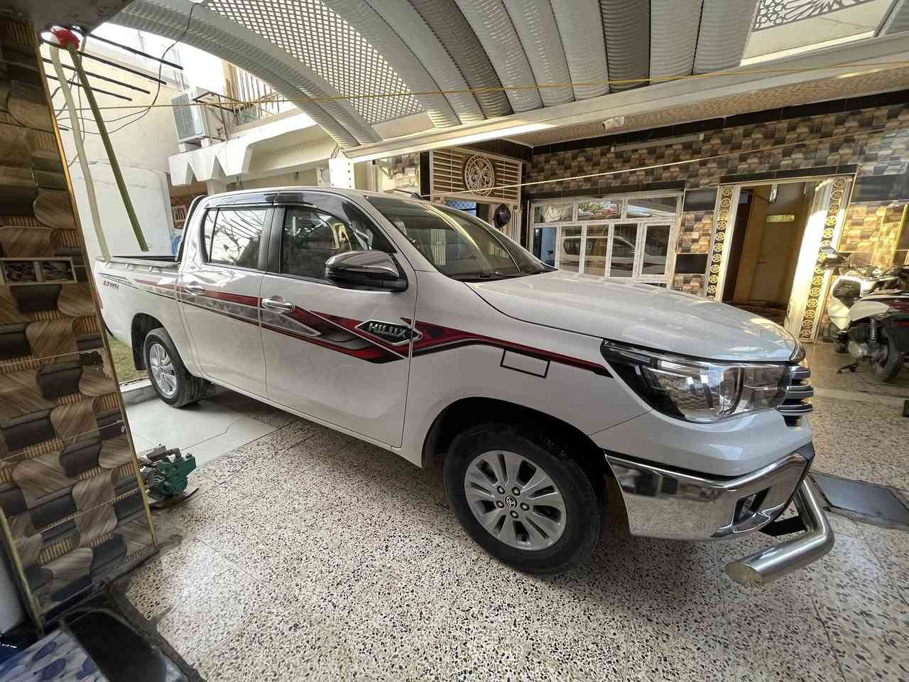 اللهم صل على محمد
بيك اب هايلوكس 2023 SAS ماشيه51 اصل 
رقم بغداد تحويل مباشر مكاني ديالى بعقوبه - نضافه 95‎%‎  تخم تاير جديد السيارة خير من الله بيهة بارد 4 شخوط معدله ب DVR وما تبين بل عين فقط سونار يكشف البارد ومأشر عليهن بل صورة  گير اوتماتيك مال جناي وستخدام كلش نظيف للاستفسار *********** السعر 280$ وبيهة مجال شي قليل
