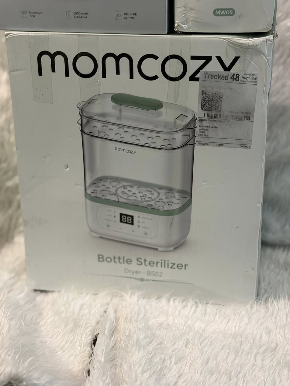 🎀👶  للأمهات الجدد! 👶🎀
ماركة Momcozy الأصلية 💎

✨ المجموعة تشمل:
📹 شاشة مراقبة أطفال 5 إنچ (Dual-Mode Smart Baby Monitor)
📱 مراقبة عبر الشاشة أو الموبايل
🌡️ قنينة تسخين ذكية بدرجة حرارة رقمية
🍼 جهاز تعقيم وتجفيف الرضاعات (Bottle Sterilizer & Dryer)

💖 كلشي تحتاجينه لراحة وأمان البيبي بمكان واحد!


**إذا كنت صاحب هذا الإعلان وتريد حذفه لأي سبب، رجاءا أرسل رسالة إلى الدعم الفني**