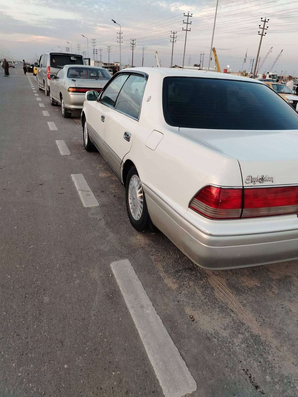 راس الثور كرستال موديل ٩٧ رقم بصره مكفوله من ضربه والنقل حداده تخم تاير سياره مسستمه دشبول بطاين جدد شاشه ايباد مسجل دماد رقم انكليزي سنويه ال٣٠ راعيهه ابن عمي يريد تحويل علمآ السياره كصة قماره فقط.. سعر ٨٣ مجال قليل مكاني بصره رقم *********** البصرة, العراق
