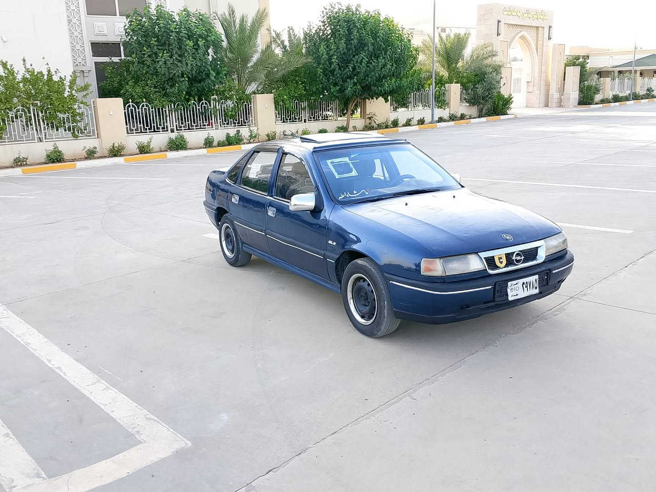 بۆفرۆشتن ڤیکترا مۆدیل 92 ئاڕم پلاستیک بەشەرتی اولیات مرور گێڕ و مەکینە بەشەرت دەعم و لێدانی نیە تەقەو ڕەقەی نیە کارەبای کامل مەزبوت abs پاوەر دەعامی بۆ دەعامی بەشەرت بێ مەسرەف سعری 20 و معامەلە***********
