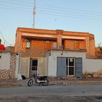 دار للبيع بحي سبعه نيسان مساحة 260/ستفسار 07810954197