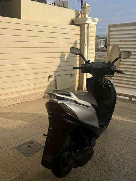 السلام عليكم دراجه ماكس  ١٤٠ للبيع كهربائيات شغاله كله مكينه ما مفتوح بشرط كله عل بلاد دراجه كلش نضيفه احله من صوره
السعر  575بي مجال بسيط 
العنوان دياله خانقين  
***********
