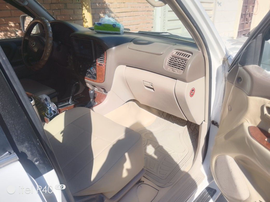 لاندكروزر 2001 خليجي رقم نجف مشروع وطني بسمي تبريد ثلاث قطع أرضية دوشمه شاشه كامره جديد  بصمه كير مكينه صدر  خير من الله جيك دهن وماء وتوكل سعر 140 توصل ***********.
مكان سيارة بغداد
