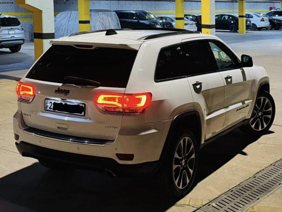 بۆفرۆشتن. 🇺🇸🥇🤍 للبیع

جێب گراند چیرۆکی 2017 Limted
 فوول فوول مواسەفات Limted ١/١
 ٦٧ هەزار ڕۆشتووە یەک دەستە تاقانەیە لە جوانیا
کلین تایتڵ داخڵ زۆر زۆر تازەو جوان ماوەتەوە 
هەردوو بەصمەو گاعی و پەردەی بیلادی ماوە 

سعر /في التعليق يتم الرد فورا على المسنجر ✍🏻

سعر $ لە کۆمێنت بنوسە یەکسەر وەڵام دەدەیتەوە✍🏻

مۆبایل / ***********
شوێن / سلێمانی 

ئازیزان سەیارەکە کلینە دەعامی بۆ دەعامی بەشەرت بێ بۆیاخ بێ گۆڕاو و چاڵیشی نیە زۆر زۆر جوان و تازە ماوەتەوە تەنها یەک PDR بچوکی هەیە بەقەد مۆبایلێک هەستی پێ ناکرێت و زۆر جوان چاک کراوە .. 
گێڕ و مەکینە بەشەرت نەکراوەتەوە سەوت دووکەڵ و بوخاریشی نیە بەشەرتی فەحس 

مواسەفات لیمتد فوول ١/١ 🔷
(( پانۆراما ،، بەصمە ،، پێش و دوا ڕادار و ڕاداری لاکان ،، ئاوێنە ڕادار ،، شەغال،، شاشە گەورە ،،  ،، سندوق جەگ و کارەبای  ،، هەردوو کوشن سارد و گەرم و کارەبا کوشنی دواوە هیتەر ،، سوکان هیتەر ،، کوشن جلد ،، کوشن غەزن ،، لایت و بەگلایت لید و ئۆتۆ بەرز و نزم ،، بلاجکتۆر ،، کامێرا ،، حاسەی پێش و دوا ،، تەبرید مەرکەزی  ،، فۆڕمیکا و ناو لید دەبڵ ئەکسل و زۆر مواسەفاتی تر ... )

پێش و دواو تەقە و ڕەقە بەشەرت چرکەی تیانەبێ ..
خەلەلی کارەبای بەشەرت تیای نیە .... 

ئازیزان سەیارەکە زۆر زۆر تازەیە و زۆر زۆر جوانە و هیچ نوقسانیەکی نیە بەشەرتی ئەوەی ۲٥٠ دینار مەسروفی تێدا نەبێت و زۆر زۆر جاهیزە بەشەرتی هەمووشتێک ... 
سەنەوی و ژینگەو ڕەقەم و هەموو شتێک تازەیە ..
