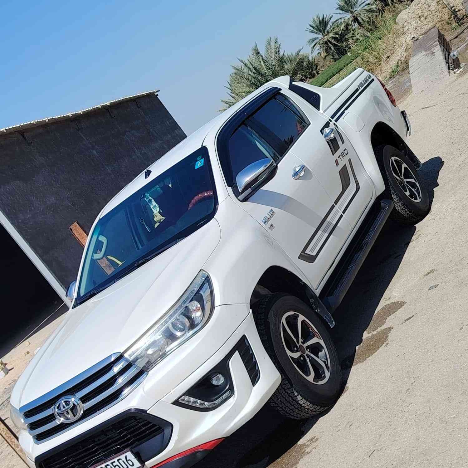 سلام عليكم سياره للبيع سياره جاهزه ونضيفه وماشيه 250  مكان بابل السعر 310 وبيه مجال بسيط ***********
