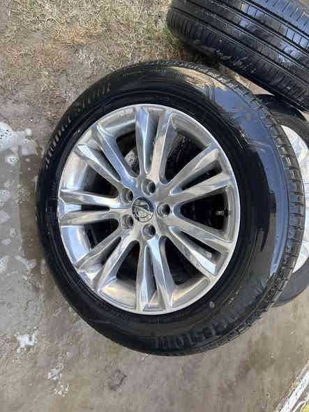 السلام عليكم ويل مكسيكي اصلي موبار نظافة 100‎%
مع تايرات بريجستن ياباني اصلي نظافة 90‎% ويل لاعواج لا شخوط لاشي نظيف جدا السعر 750$ للاتصال ***********
المكان / بغداد
