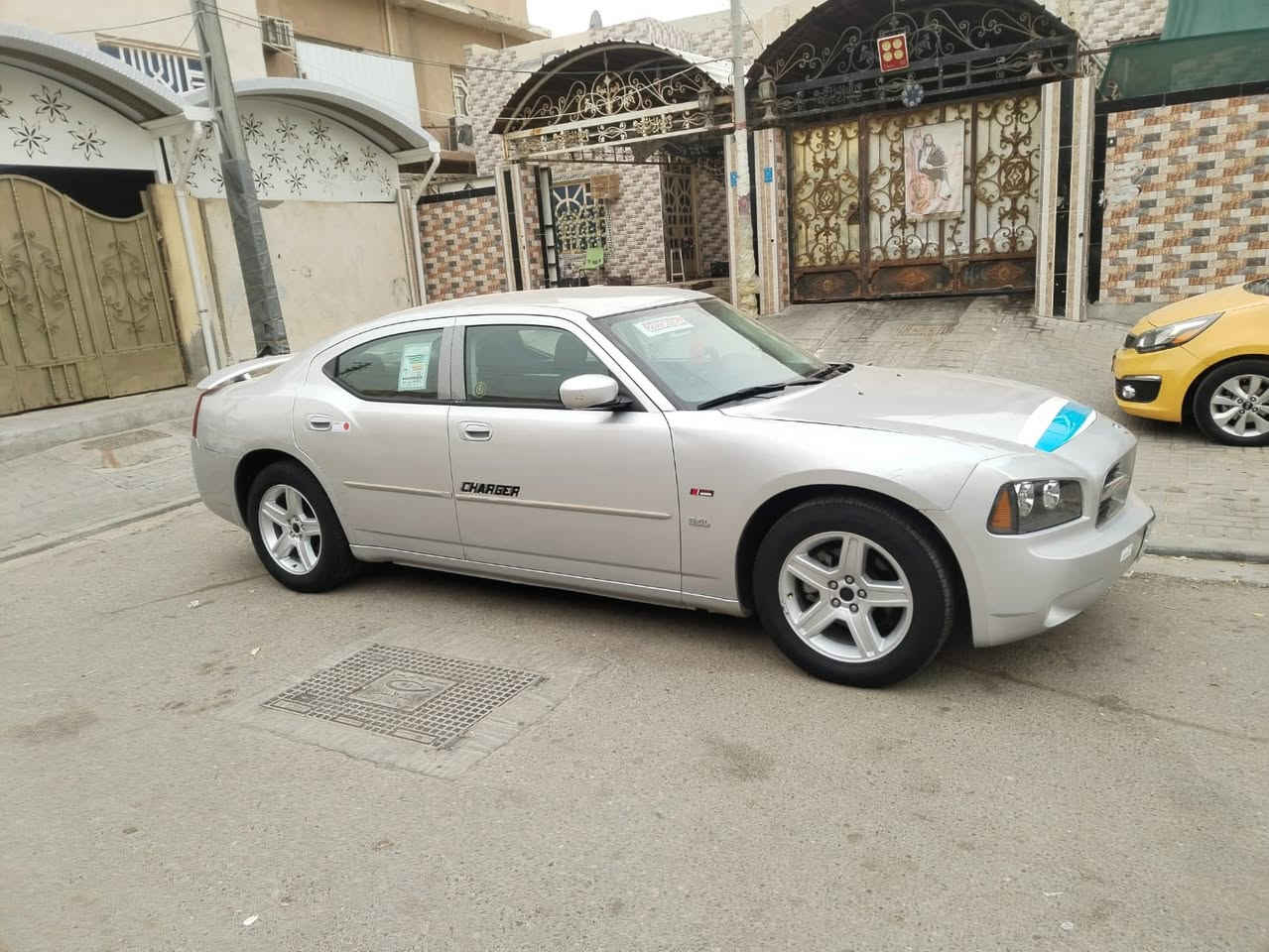 جارجر ٢٠١٠ وارد كندي السياره على البلاد بيها نص باب السايق صبغ الباقي كله كفاله مكينه وكير بالجيس حداده ١٠٠/١٠٠ تبريد ثلج ماناقصها اي شي رقم بصره سنويه نافذه ٢٤ السعر ٩٢ مجال قليل للاستفسار *********** بصره
