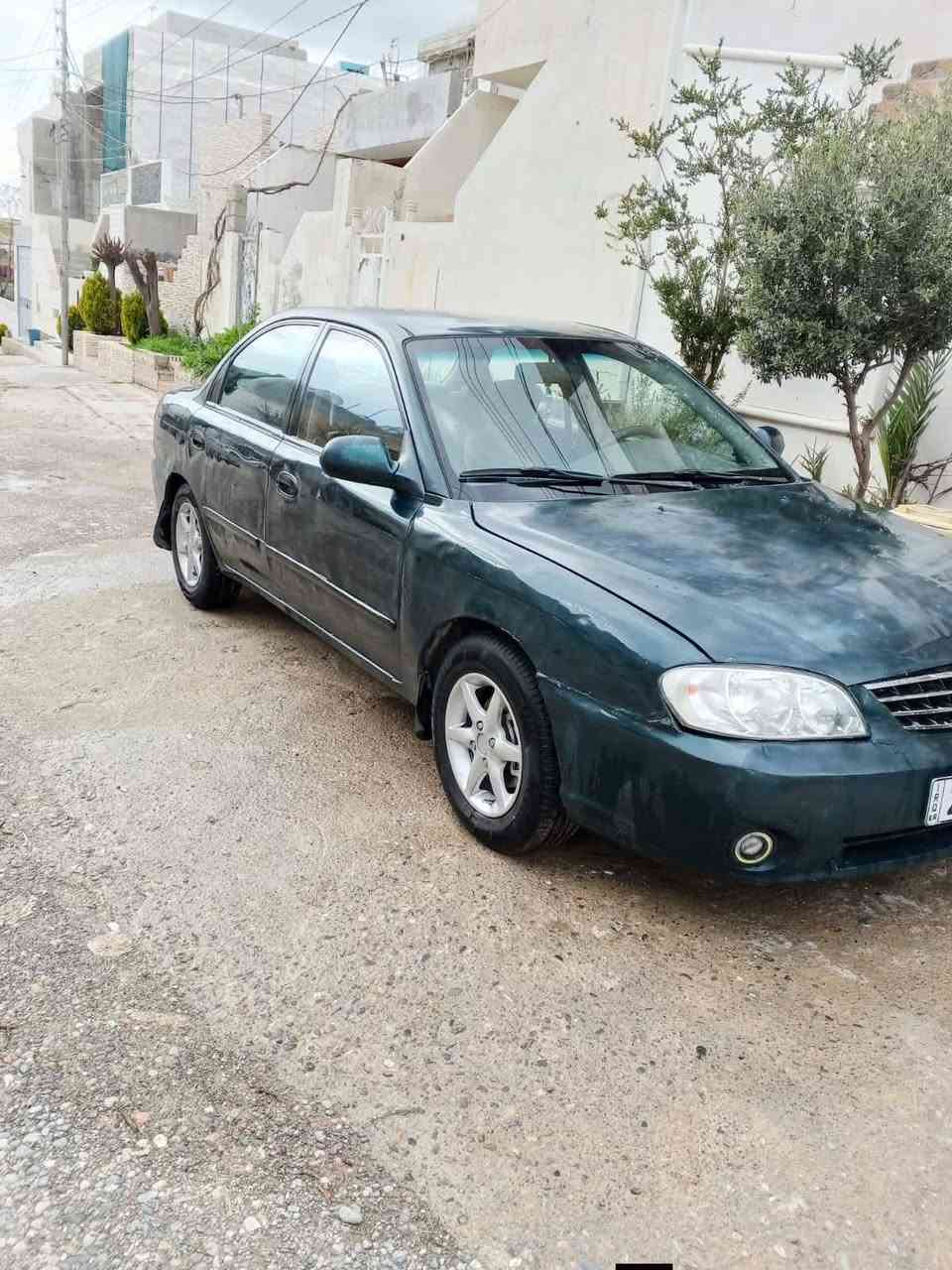 السلام عليكم كيا سبكترا موديل 2002 بأسمي  تحويل ثاني يوم السيارة جاهزه من كل شيء كير محرك صدر تبريد ثلج تخم تاير الكشر شوف العين سعرها 42 ورقة وبيها مجال مكاني بغداد الدوره
***********
