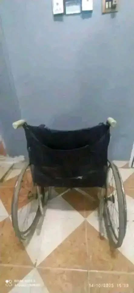 السلام عليكم ورحمه الله وبركاته
 انا عندي الكرسي دوت هو مستعمل مستورد مش مصري والمطلوب 1000 جنيه ويوجد به لحام وي محتاج عجلتين امامي


**إذا كنت صاحب هذا الإعلان وتريد حذفه لأي سبب، رجاءا أرسل رسالة إلى الدعم الفني**