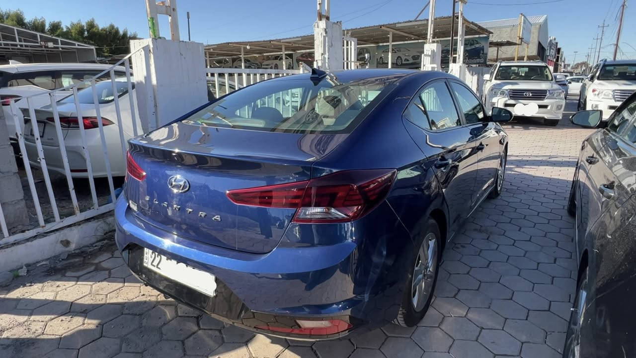 هونداي …. النترا 
موديل …. 2020
رقم اربيل تحويل مباشر 
وارد امريكي 
فول مواصفات 
_بصمة
-سلايد
_لد امامي 
-كامرة وشاشة بلادي
-رادار
-تدفئة كشنات
_حساس خلفي وامامي 
_مكينه 2000 دوش المرغوب 
-ماشيه 66 الف حقيقي 
جديدة جدا
-صبغ بدون ضرر ربع جاملغ وربع البنيد
للتفاصيل (*********** )
