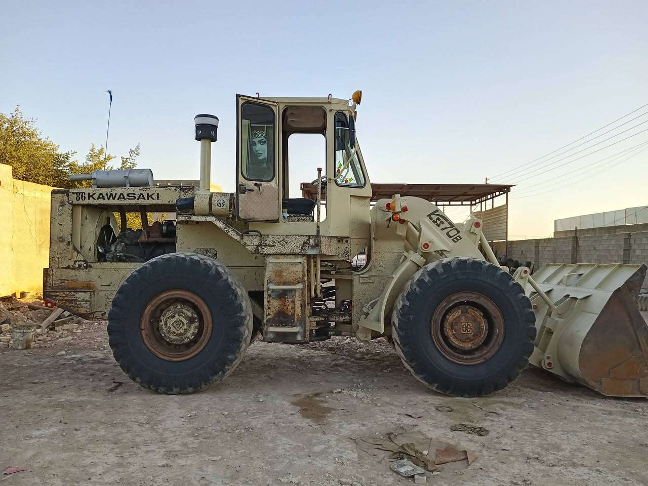 شفل كاوسكي 70B موديل 87 صحراوي رقم صلاح الدين بريك صينيه صدر كيله كل جديد جاهز للعمل ***********///***********
