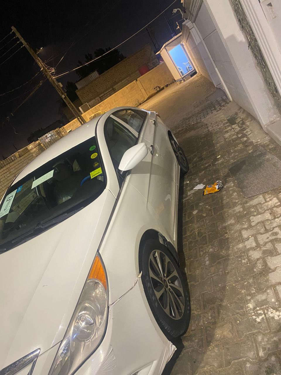 سوناتا للبيع وارد امريكي  سعر 99 بيهه مجال باسمي بصره رقم الجديد مكانه بصره تبريد شغال تدفئه شغال سياره كلشي شغال بيهه رقم الاستفسار ***********
