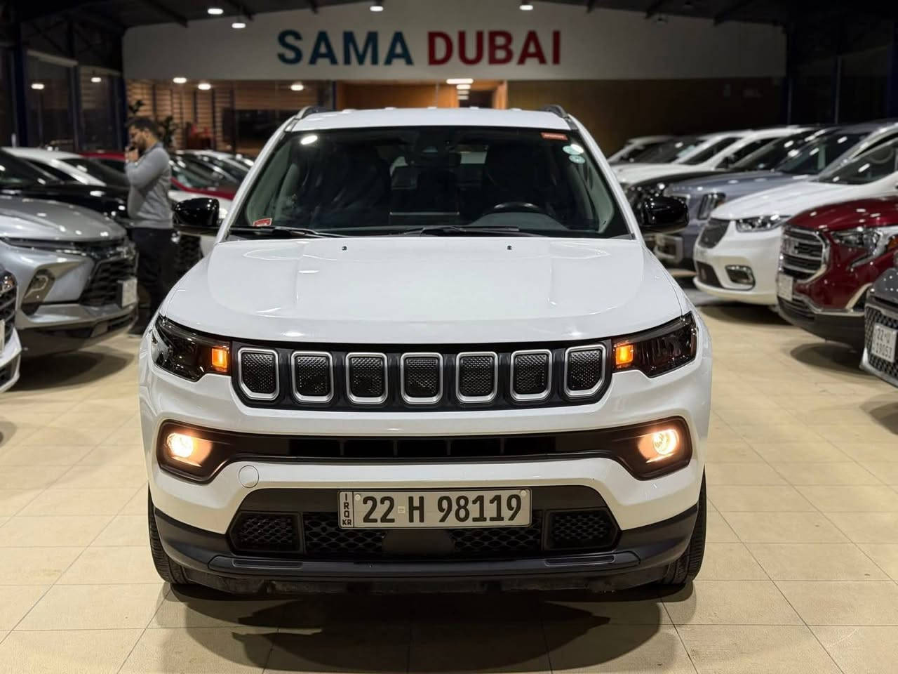 #المركبة : #جيب #كومباس موديل 2022 لون ابيض
#الضرر : صبغ جاملغين وبنيد
#الموديل : 2022
#الرقم : مرقم اربيل الرقم الحديث ( تحويل او وكالة )

#المواصفات :

▪️السيارة : جيب كومباس
▪️المحرك : 2400 (اربعة سلندر)
▪️الموديل : 2022
▪️حجم الويل: ويل كب حجم 19
▪️غرفة السيارة : جلد اسود مع تطعيم اصل
▪️لايتات اصفر مع كشافات دعامية زينون
▪️بصمات عدد 2 للأبواب مع بصمة تشغيل
▪️رادار امامي مانع تصادم
▪️كامرة خلفية دوارة مع الستيرن اصل
▪️تبريد قطعتين امامي وخلفي
▪️رادار جانبي ( نقاط عمياء ) بالمرايا الجانبية
▪️شاشة الدشبول حجم كبير للتحكم بأيعازات السيارة
▪️سستم صوت
▪️سايد بريك دكمة
▪️تشغيل عن بعد
▪️تحكم ستيرن جهتين بلوتوث وحاكية وكروس سرعة وتحكم صوت 
▪️نظام ABS مانع انزلاق

السعر المطلوب : 150 ورقة مع المجال 
 
الاتصال على : ***********
مكانها نجف حي المعلمين
