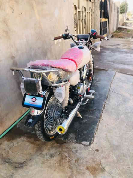 سلام عليكم ((للبيع فقط)) نامي برو هوندزا موديل26ماشيه80كيلو بعده ع سحك دراجه كلش نضيفه كلشي شغال نضافه شوف عينك احله من الصور مكفوله من كلشي اوراق كامله السعر 760 مجال  قليل كلشش الشراي يتصل رقمك فقط اتصال موجود *********** مكاني جلولاء
