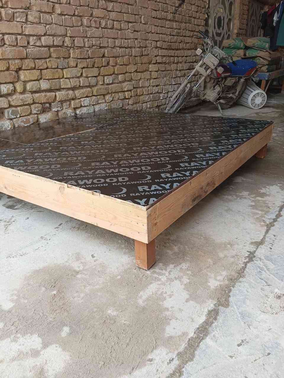 السلام عليكم من رخصة الادمن كنتور وجربايه للبيع ماليزي باب الأول القديم والصومايه مال الجربايه خشب وبلوك اسود اني مسويهن على ايدي السعر كلش مناسب 100 ألف قفل لأ تعامل المكان المسيب نزلت اولاد مسلم عليه السلام حي جايد للاستفسار الاتصال على هذا الرقم *********** او مراسلة الصفحه
