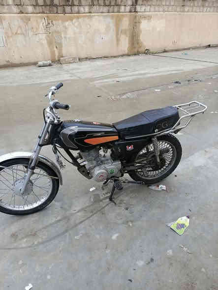 السلام عليكم اخوان موطور نضافه فول محرك دمعه لصرف ولنفخ كلجات جدد تواير جدد صطوب شغال الموطور بارت السعر ٢٧٠ وبي مجال مكاني حمام العليل رقمي ***********
