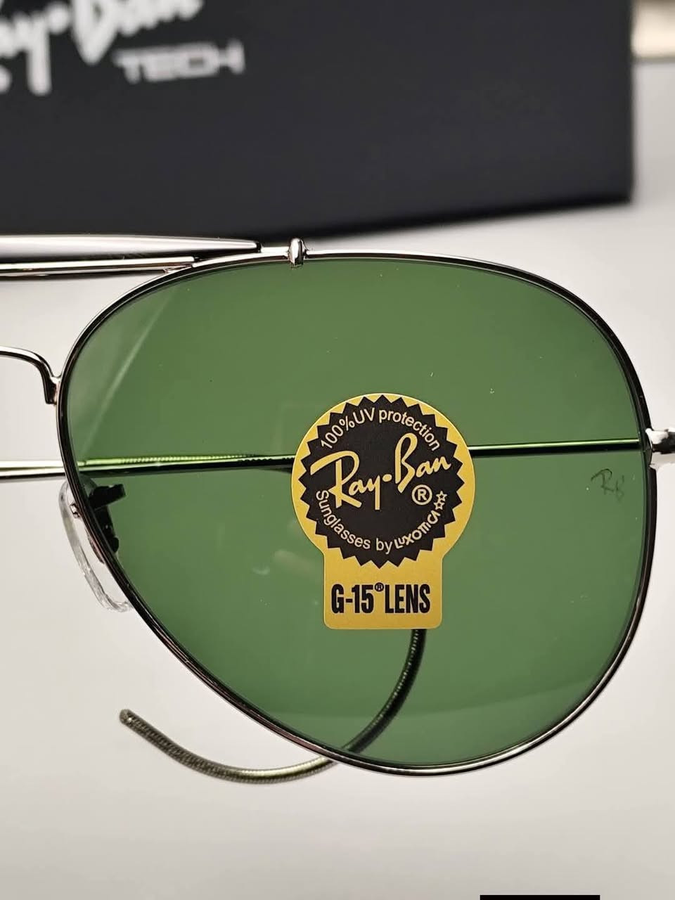 الأفخم والاندر والأقوى رايبان الشكل الكلاسك للطيارين
عدسه زجاج سميك لون زيتوني مميز
عدسه UV حمايه من الاشعات الضارة للعين
نهاية الذراع سبرنك حقيقي يلف خلف الاذن
لون البدن فضي
مختمه بل كامل بدن وعدسه
مخاد جلاتينيه مختمه
قياس 63
تأتي مع علبه حافظه للماركه كاملة المرفقات
كوالتي فول الفول (جدا عالي)

السعر 40 الف شامل أجور التوصيل لجميع محافظات العراق 

للحجز مراسلة الحساب ( ترسل رقمك وعنوانك الكامل)

اضغط لمتابعة الصفحه ليصلك كل ما هو جديد ومميز
من (انس براند للاناقه العامه) متجر الاقتناء والهدايا الفخمه


**إذا كنت صاحب هذا الإعلان وتريد حذفه لأي سبب، رجاءا أرسل رسالة إلى الدعم الفني**