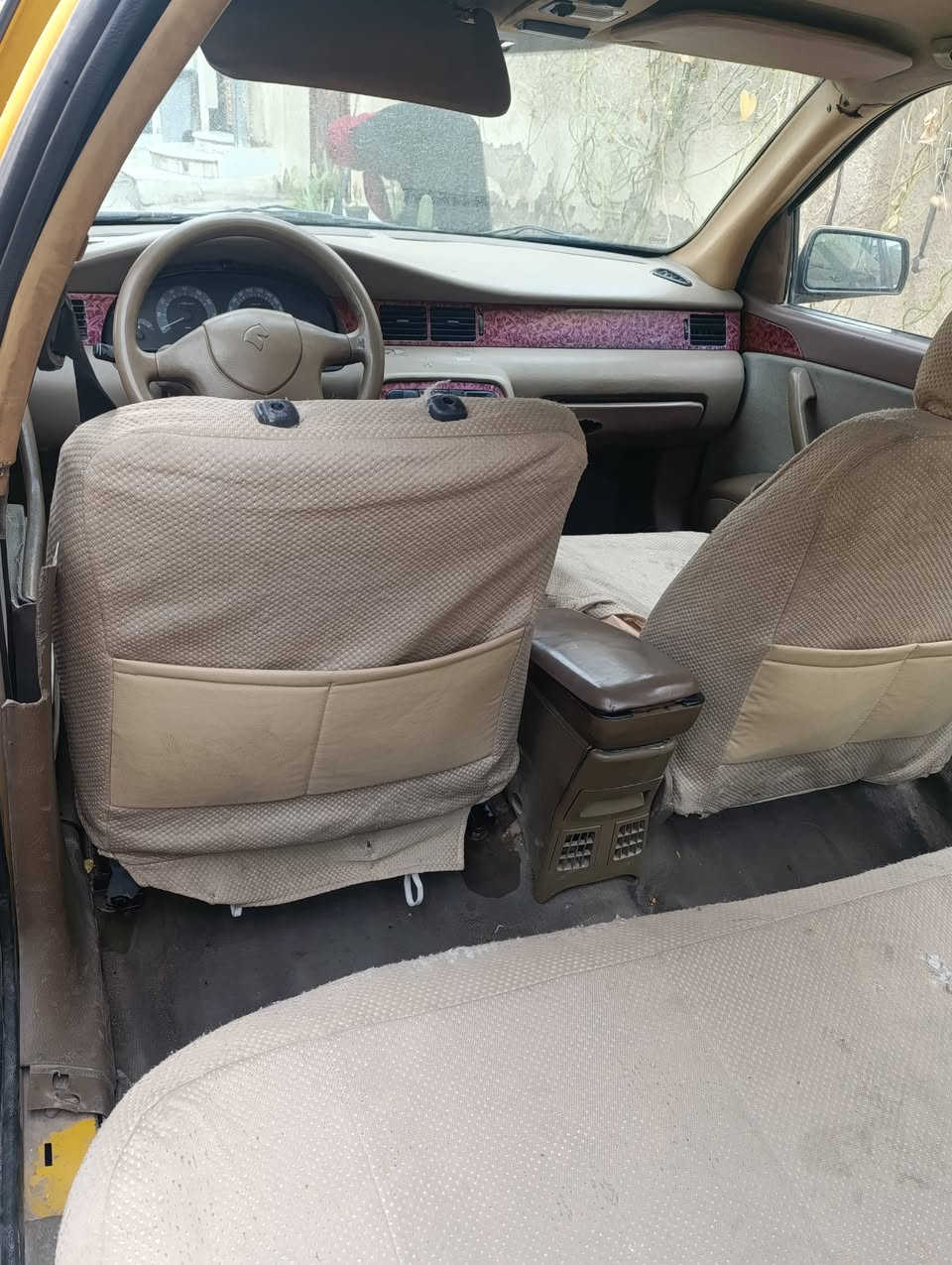 سمند موديل 2011 مصفره غرامات بس عليها هيئه ينزل من سعر السياره وبيها ضربه بل الجنطه وطاكه الجنطه وبيها خياسات بل الجاملغ السياره تخم تاير وتبريد مالتها ثلج والمحرك بي كازكيت السياره شغاله السعر 17وبي مجال المكان بغداد الحريه


**إذا كنت صاحب هذا الإعلان وتريد حذفه لأي سبب، رجاءا أرسل رسالة إلى الدعم الفني**