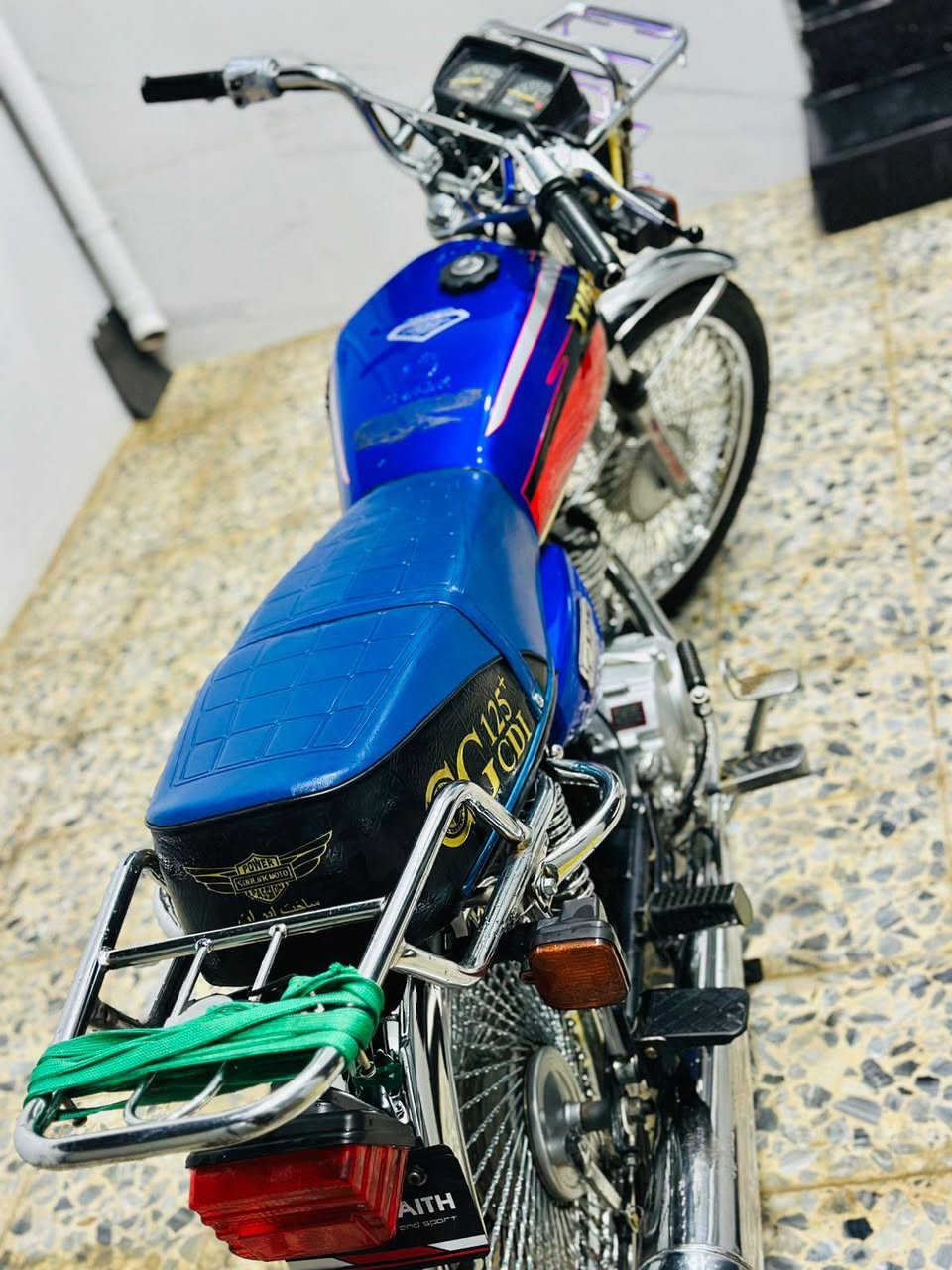 سلام عليكم ماطور تايكر منفيس دبل اسويج موديل2020باب اول كلا بلادي مكينه ما مفتوحه تحريكه معدل ماشاءالله نار نضافه كدام عينك وانضف من الصوره السعر650وبي مجال قليل الموشراي لا يكسر بي الرقم***********
