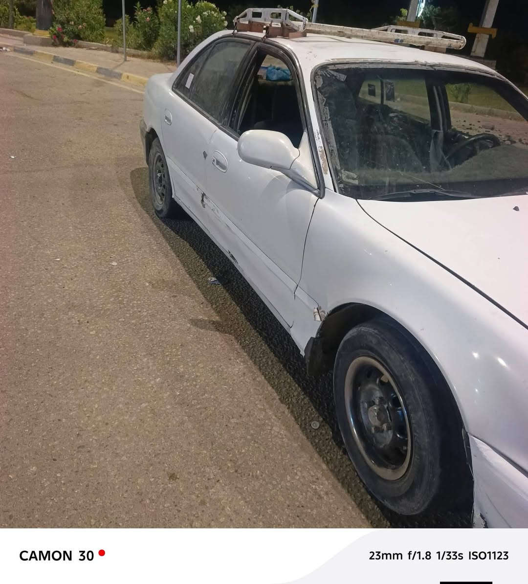 سلام عليكم سوناته تو مديل 93 
السيارة
 مكفوله كير 
مكينه
 حداديه 
باتري جديد 
في  تبم 

محتاجه بس وجه الي هوا ماصدات  ودعاميه مثل ما موظحه بلصورا سيارة تراي اطلع بيها من مكانها بابل  للبصرة اطلع بيها تراي 

بس اني ما متفرغ الها ارتب وجها اريد ابيع هلموجود 
السعر 
23 ورقه  
الي تعجبه يتصل علرقم ‏‪***********‬‏
