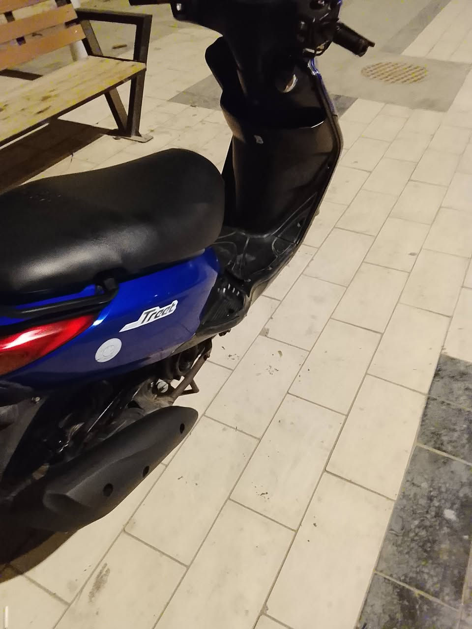 بريز اكزز بلادي سلف هندر كهرباء كامله يابني السعر650 الرقم ***********العلوان قرب تقاطع الكياره
