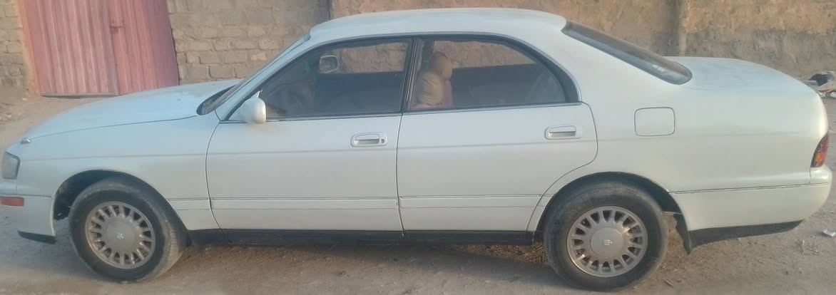 سلام عليكم سياره بطه متصل للبيع مكفوله كفاله عامه من نقل وكصه بس صبغ عام جماليه موديل 94 سنويتهه نهايتهه 28 مشروع وطني رقم الانبار بسم راعيهه مداور ثاني يوم مكان كربلاء السعر 56وبيهه مجال رقم صاحب السياره ***********
