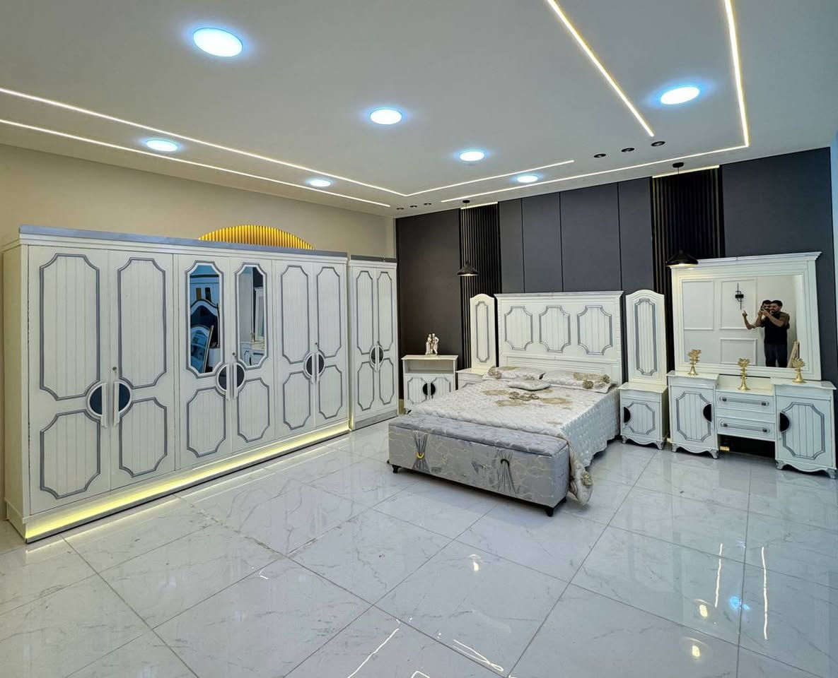 متوفر الان موديل جديد ..
السعر ملیون دينار فقط  
سعر الشازلون الخزان 75 الف حسب رغبه
🎁🎁🎁🎁🎁🎁🎁
سعر الشازلون المقعد 50 الف حسب رغبه
طابوریه25الف
غرفه نوم داخل معاكس خشب 3 ملم
خارج تحفير sns انديف 5 ملم
🎁🎁🎁🎁🎁🎁
الصبغ حراري درجة اولى
6باب  
زاويه تصميم كنتوري بارتفاع الكنتور

السرير بلاويد اسود 6ارجل

قياس الكنتور ارتفاع 2.40 وعرض 3.20

يوجد توصيل الى جميع المحافضات وباسعار مناسبه
للحجز مراسلتی


**إذا كنت صاحب هذا الإعلان وتريد حذفه لأي سبب، رجاءا أرسل رسالة إلى الدعم الفني**